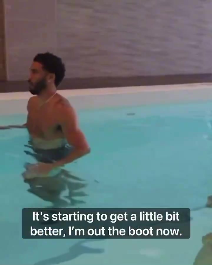 塔图姆谈康复：伤后前六周可能是我人生中最艰难时期 未来会更好