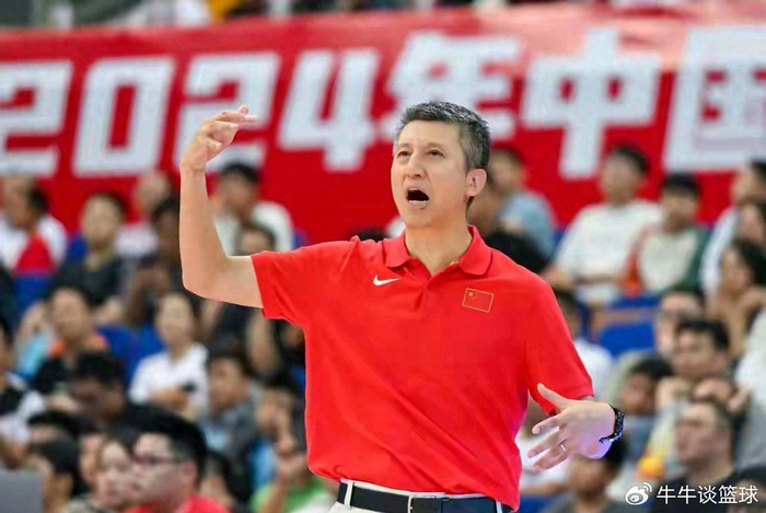 app下载-郭士强“险胜”背后的战术迷思，男篮靠血性能走多远？|中国男篮|赵继伟|对手|数据|球队_新浪体育_新浪新闻